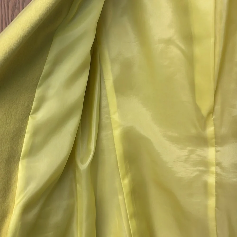 Harve Benard Vibrant Wool Yellow Blazer - Picture 6 of 9